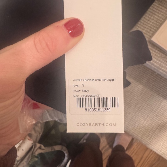 Women’s Bamboo Ultra Soft Jogger - Picture 2 of 3